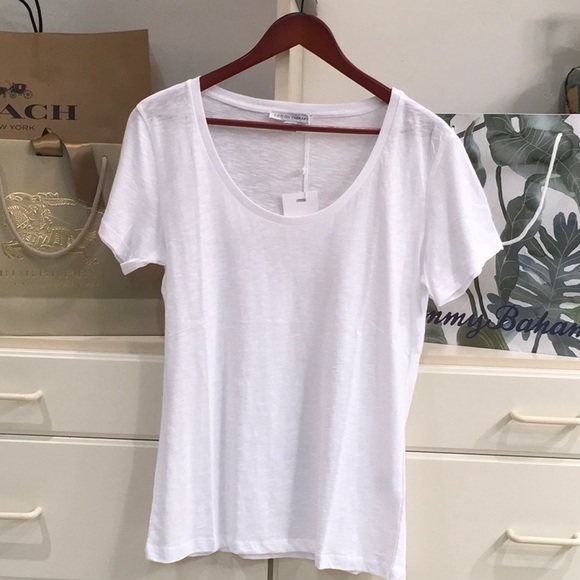 White T Shirt Wardrobe Staple - Picture 7 of 7